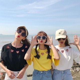Short-sleeve Heart Cutout T-shirt