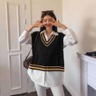 Contrast-trim Button-side Knit Vest
