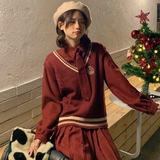 Pleated Mini A-line Shirtdress / Logo Embroidered Sweater Vest