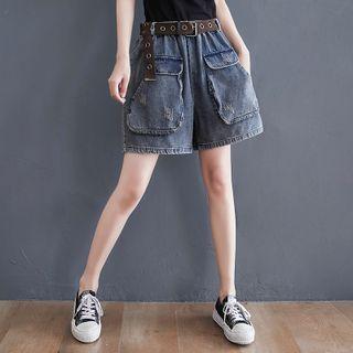 Set: Grommet Belt + Pocket Detail Distressed Denim Shorts