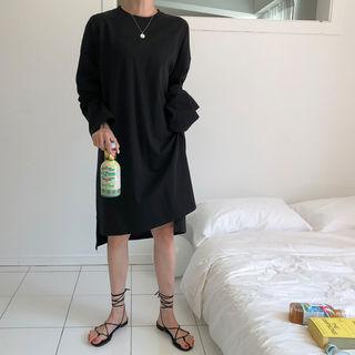 4 Season Dip-back Loose-fit Midi T-shirt Dress
