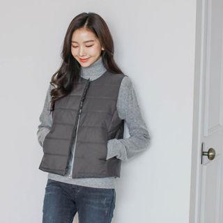 Frilled Zip-up Padding Vest
