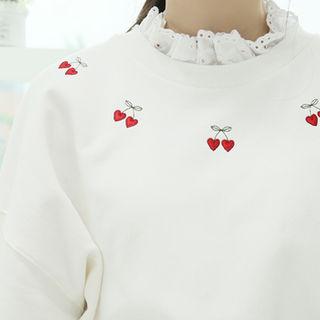 Heart-embroidery Laced Sweatshirt