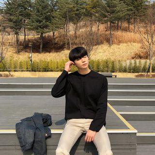 Round-neck T-shirt In 13 Colors