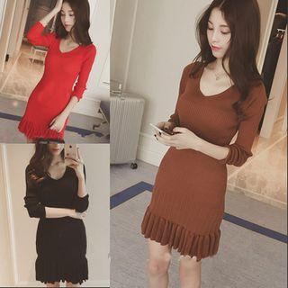 V-neck Long-sleeve Ruffle Hem Knit Dress