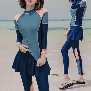 Set: Printed Rash Guard + Swim Bottom + Skirt + Pants
