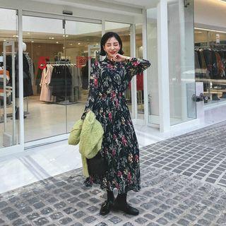 Sheer Floral Accordion-pleat Maxi Dress