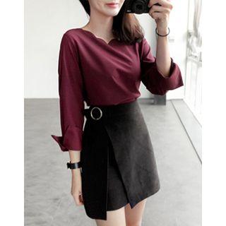 Scallop-neck Long-sleeve Top