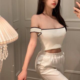 Spaghetti Strap Contrast Trim Top Beige - One Size