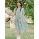 Set: Short-sleeve Midi Smock Dress + Spaghetti Strap Floral Print Dress