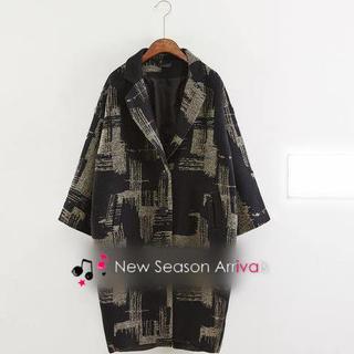 Patterned Double-button Coat