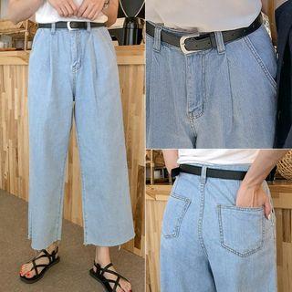 Pleated-front Fray-hem Wide-leg Jeans