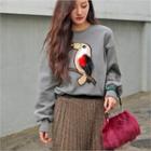 Drop-shoulder Pom-pom Bird-appliqu  Sweatshirt
