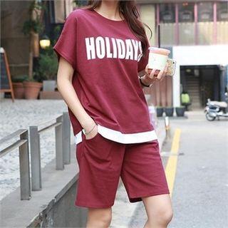 Set: Holidays! Layered-hem T-shirt + Shorts