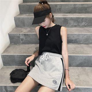 Set : Sleeveless Tank Top + High-waist Semi Skirt