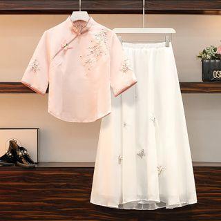 Short-sleeve Floral Embroidered Blouse / Midi A-line Skirt / Set