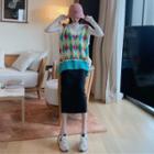 Color Block Knit Vest / Plain Knit Pencil Skirt / Plain Long-sleeve T-shirt