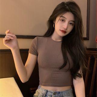 Short-sleeve Slim-fit Crop T-shirt