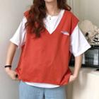 Elbow-sleeve Plain Crew-neck T-shirt & Sleeveless Plain V-neck Ripped Waistcoat