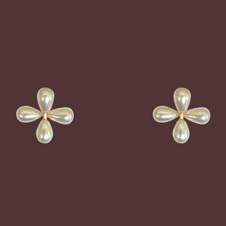 Clover Faux Pearl Alloy Earring 1 Pair - White - One Size