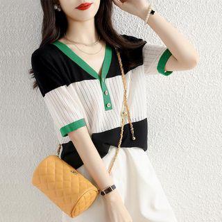 Short-sleeve V-neck Color Block Knit Top