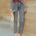 Frayed Hem Contrast Trim Cropped Straight Fit Jeans