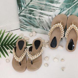 Faux-peal Flip-flops