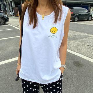 Sleeveless Smile Print Top