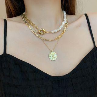 Faux Pearl Necklace / Pendant Necklace / Chain Necklace / Set