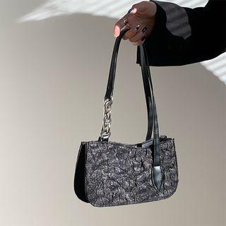 Shirred Chained Shoulder Bag Black - One Size