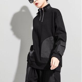 Stand-collar Panel Half-zip Sweatshirt