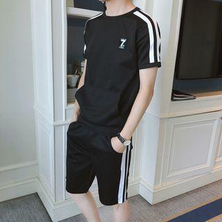 Set: Striped Short-sleeve T-shirt + Capri Sweatpants