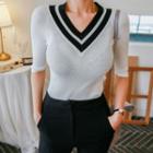 Ringer V-neck Slim-fit Knit Top