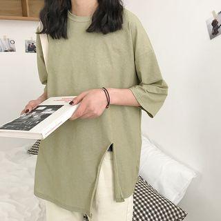 3/4-sleeve Slit-front T-shirt