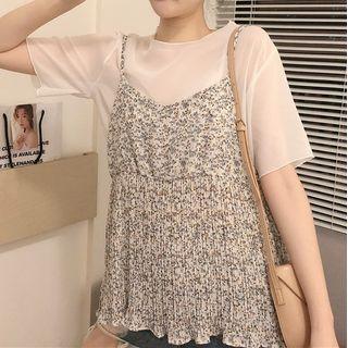 Set: Short-sleeve Chiffon T-shirt + Spaghetti Strap Floral Print Top