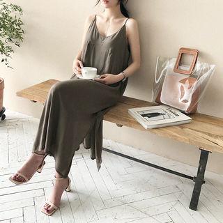 Spaghetti-strap Sleek Maxi Dress