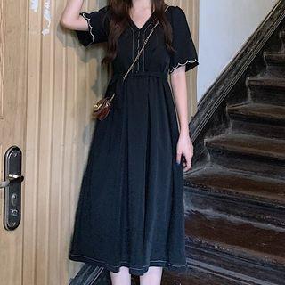 Short-sleeve Embroidered Trim Buttoned A-line Midi Dress