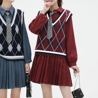 Set: Argyle Sweater Vest + Long-sleeve Dress