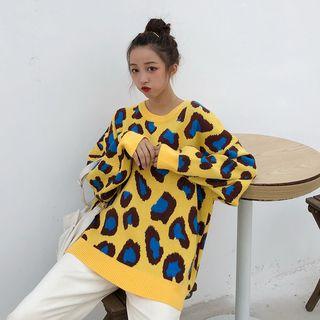 Leopard Patterned Knit Pullover