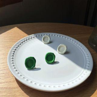 Plain Disc Stud Earring