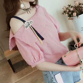 Cold-shoulder Striped Elbow-sleeve Top