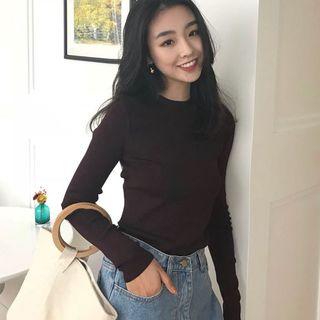 Long Sleeve Two Tone Open Back Knit Top