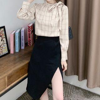 Ribbon Tie-neck Plaid Chiffon Blouse