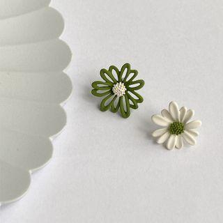 Flower Alloy Earring 1 Pair - Green & White - One Size