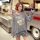 Set: Donald Duck Print Stripe T-shirt + Sweat Shorts