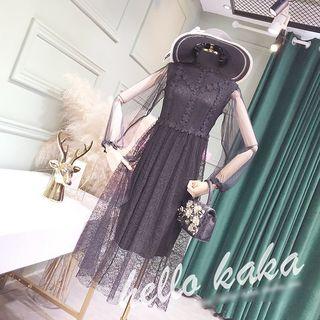 Set: Plain Slipdress + Lace Long-sleeve Midi Dress