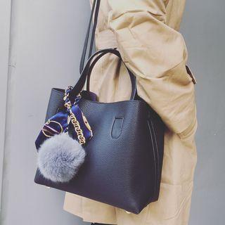 Set: Shoulder Bag + Pouch