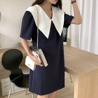 Short-sleeve Wide-collar Shift Dress Navy Blue - One Size