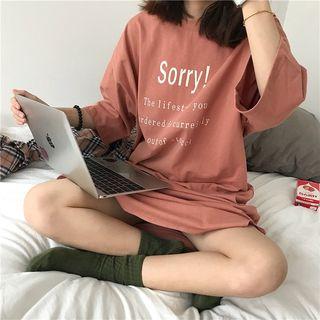 Lettering 3/4-sleeve Loose-fit Dress