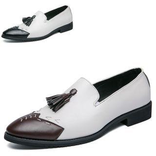 Contrast Trim Tasseled Loafers